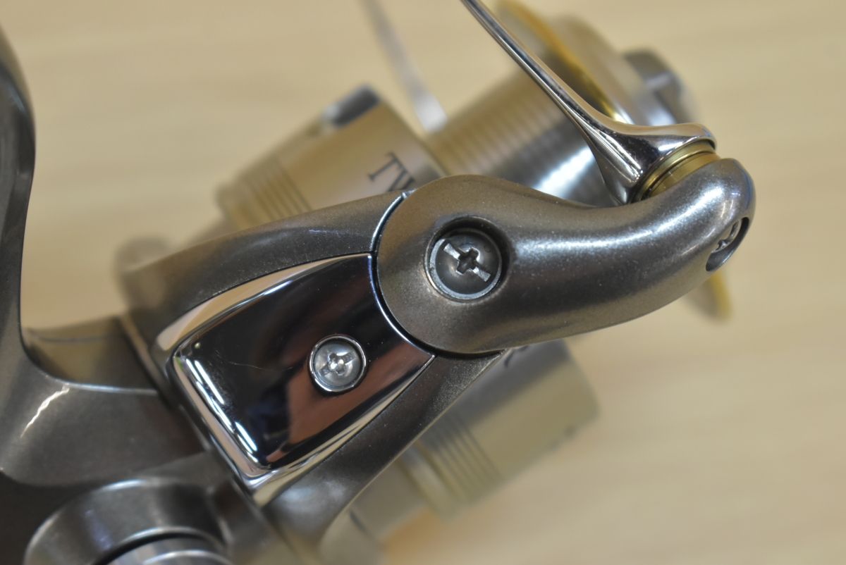 シマノ 05 ツインパワー C3000 スピニングリール SHIMANO TWINPOWER