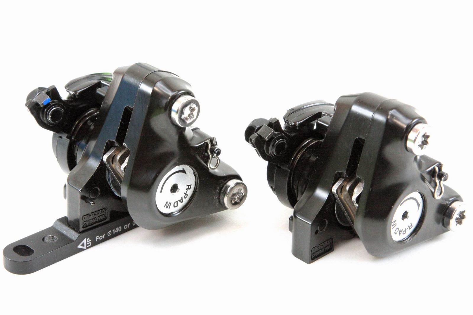 シマノ SHIMANO 軽量 高性能 ワイヤ式 フラットマウント メカニカル