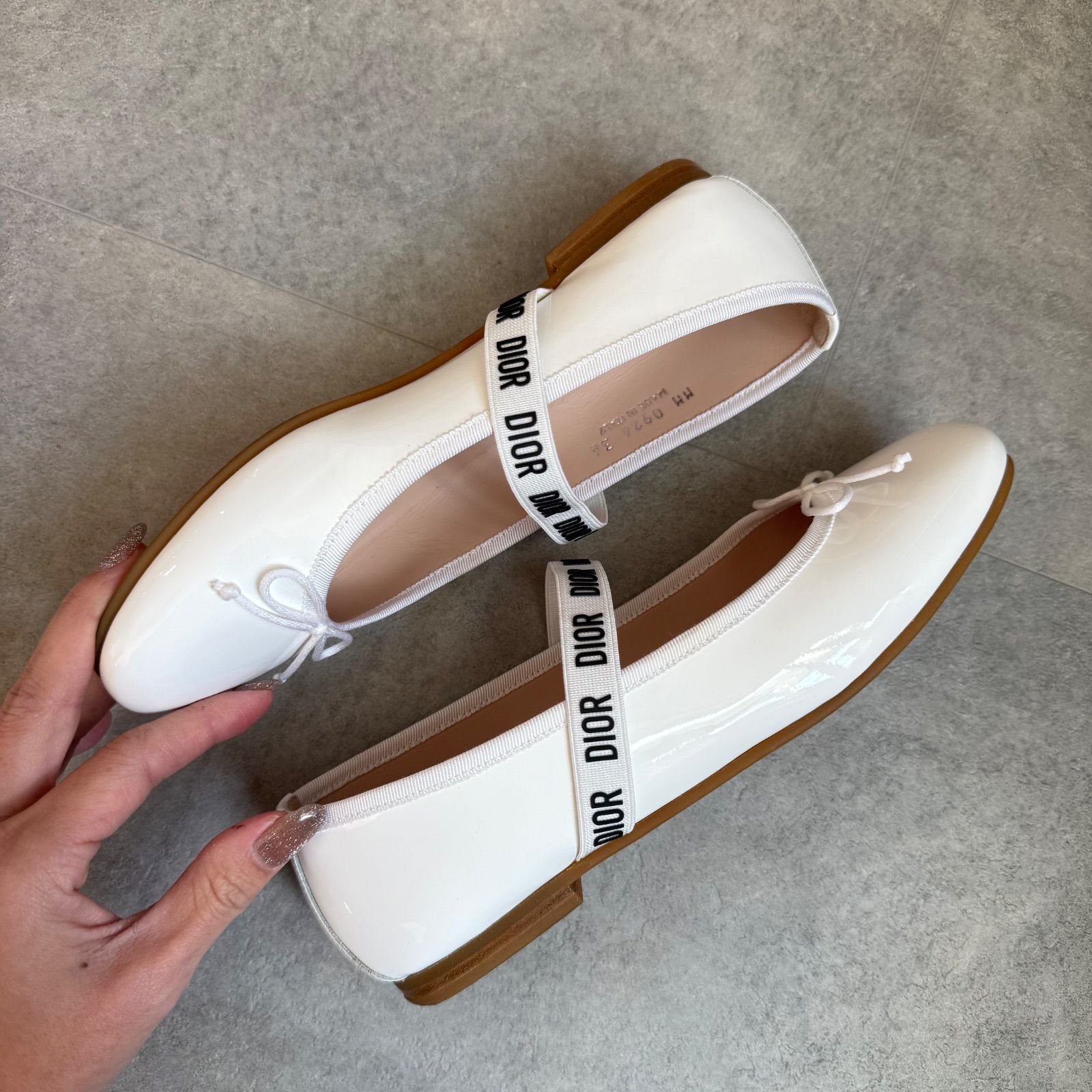 【美品】Dior ディオール リボンストラップ フラットシューズ 36 Dior ディオール リボンバレエシューズ ロゴベルト パテントカーフ