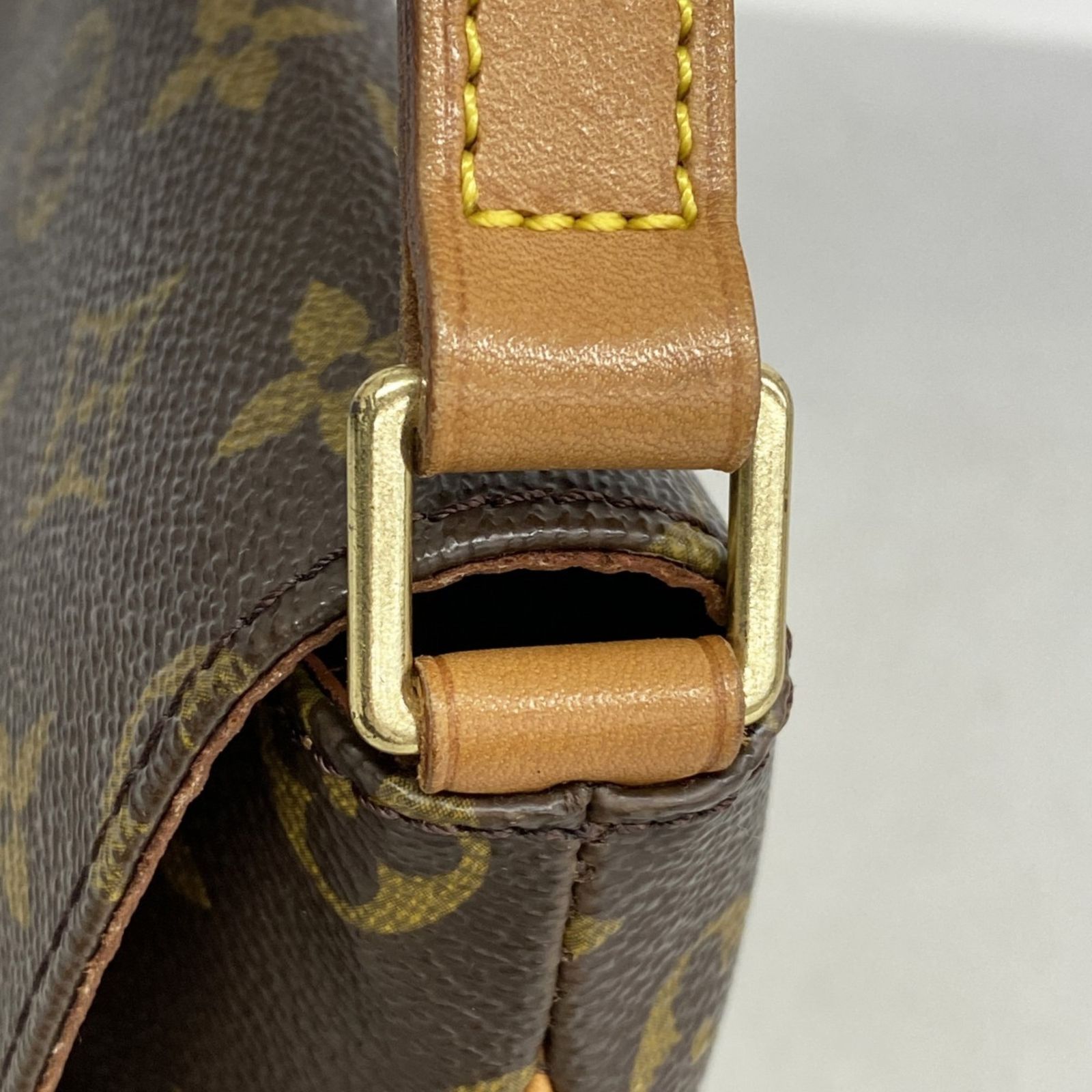 ルイ・ヴィトン(Louis Vuitton) ルイ・ヴィトン ショルダーバッグ