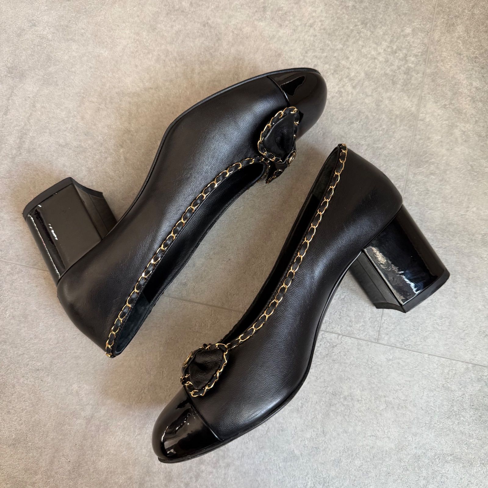 美品 CHANEL シャネル ココマーク チェーンリボンパンプス レザー