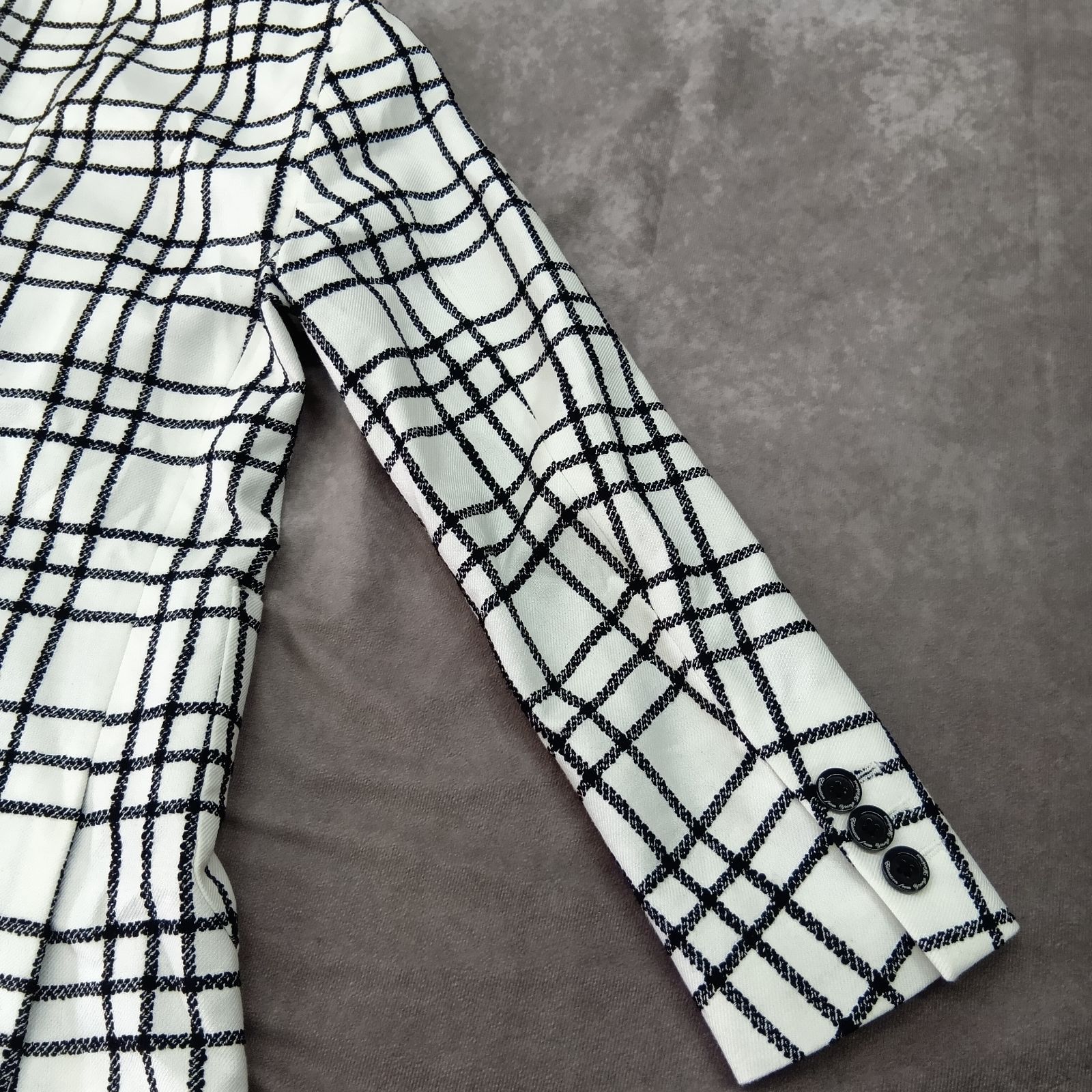 Education from Youngmachines サイズ2 テーラードジャケット ダブル