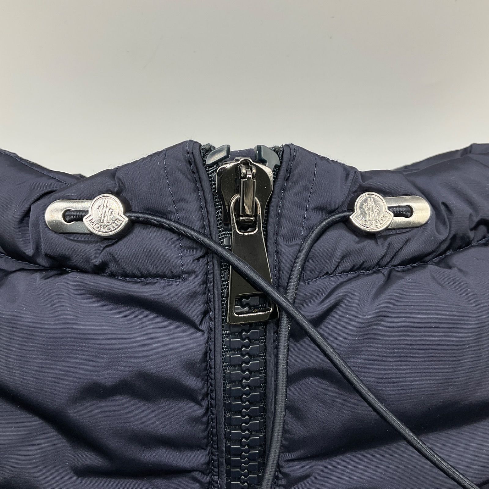 MONCLER モンクレール VIBURNUM ダウンジャケット ダウンコート