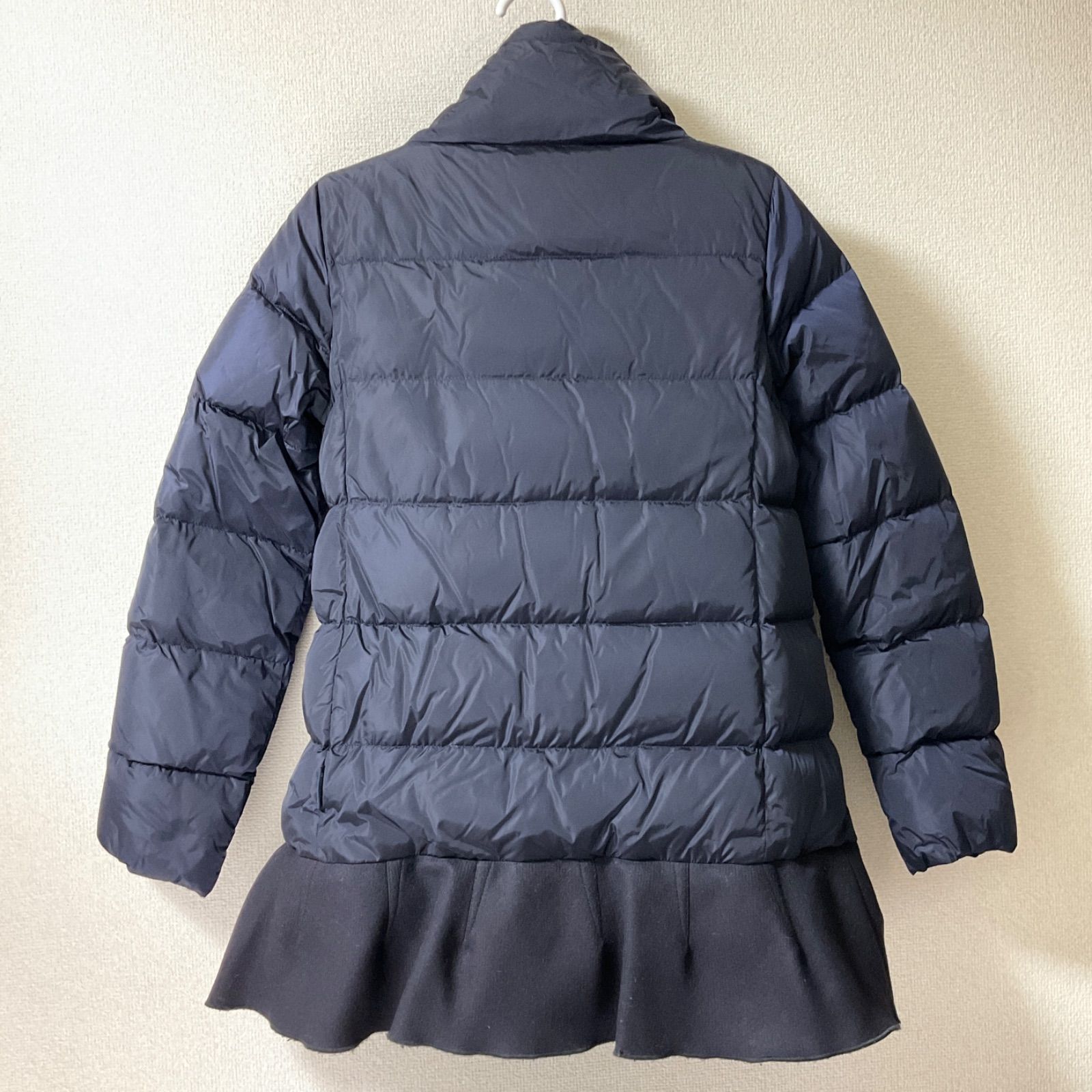 モンクレール　ダウンジャケット　VIBURNUM ヴィバーナム　ネイビー モンクレール ダウン ヴィバーナム ネイビー 【公式通販】