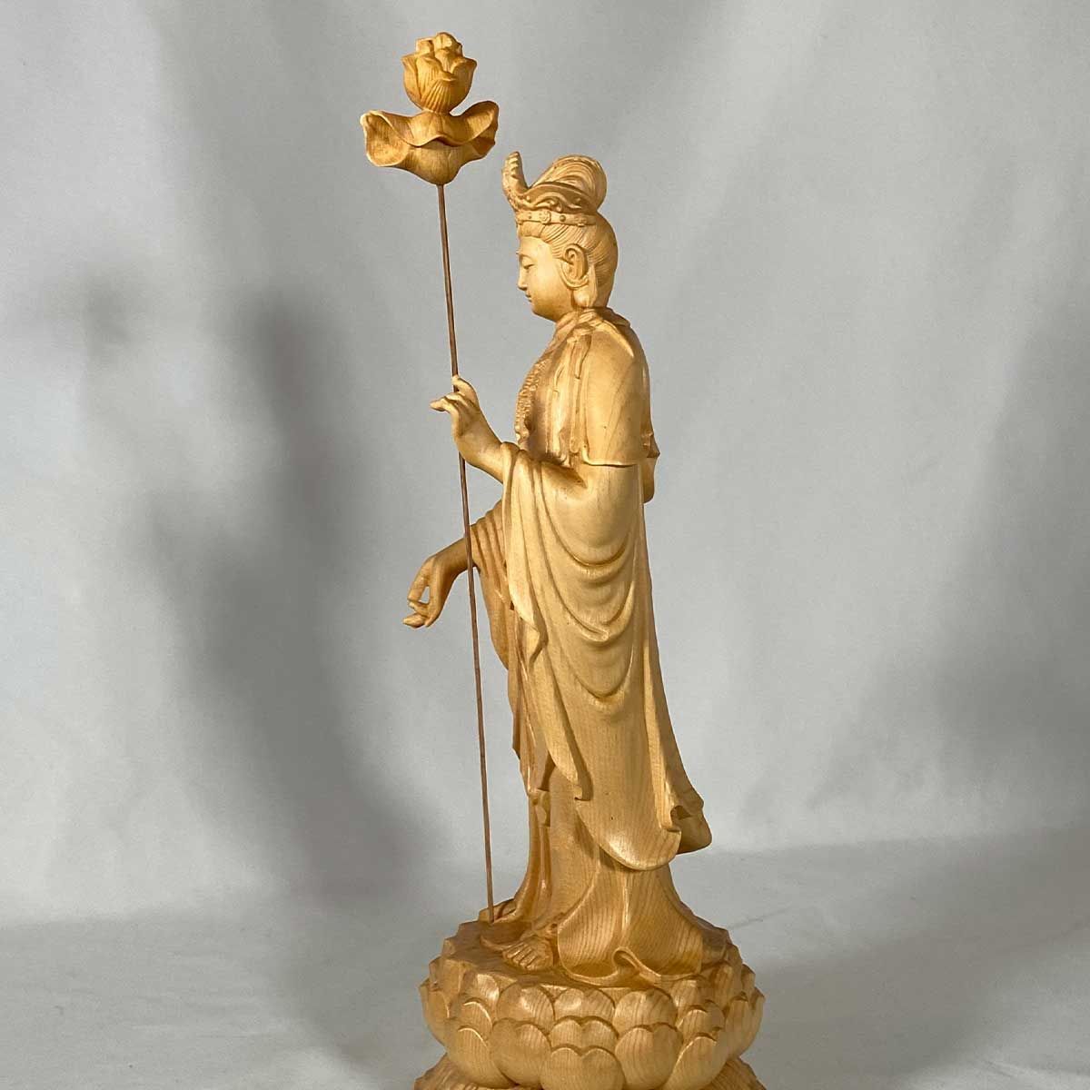 大勢至菩薩像 約30cm 桧木｜立像 仏壇用 十一面観音 専用収納箱付き