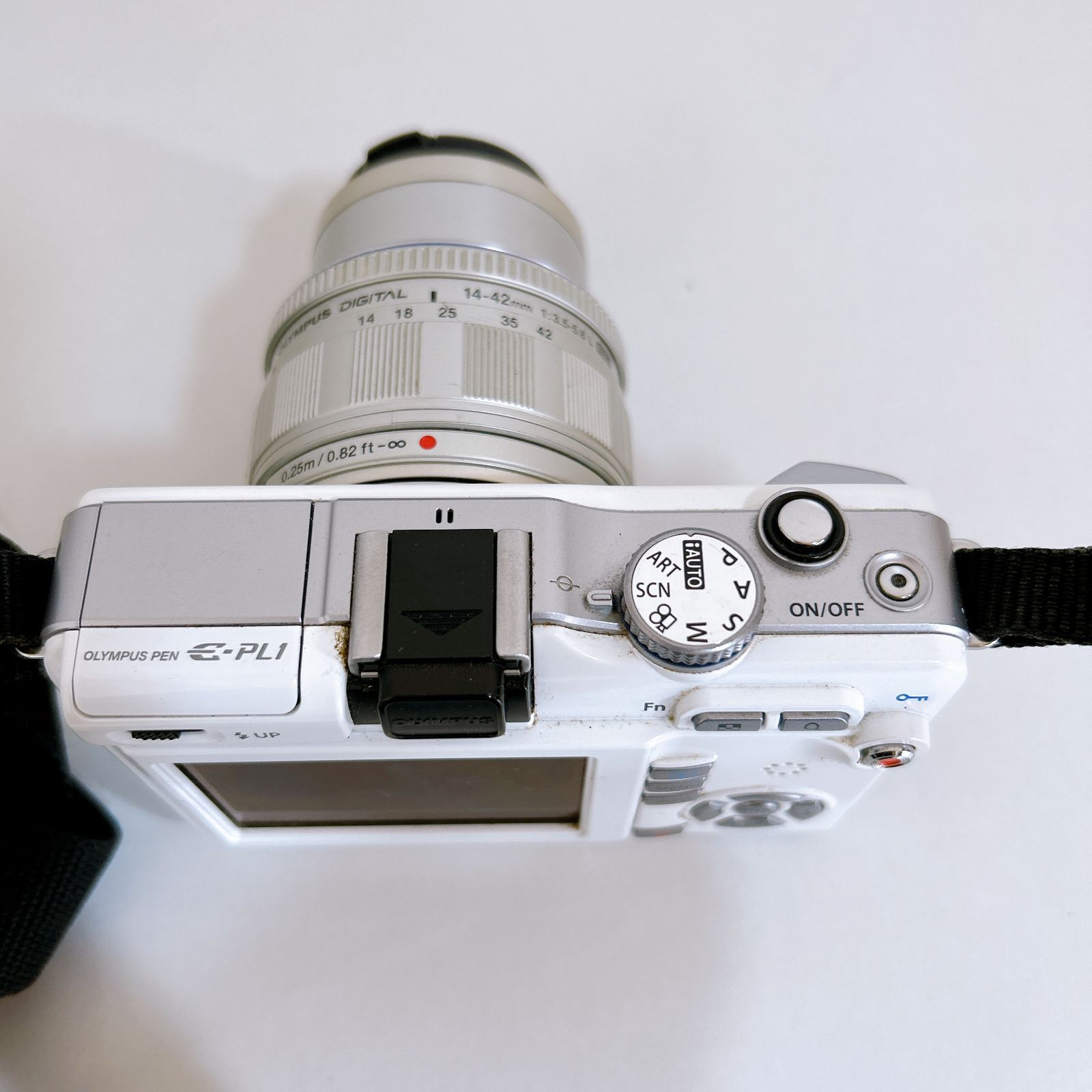 OLYMPUS E-PL1 カメラ 一眼レフ M.ZUIKO DIGITAL 14-42mm レンズ