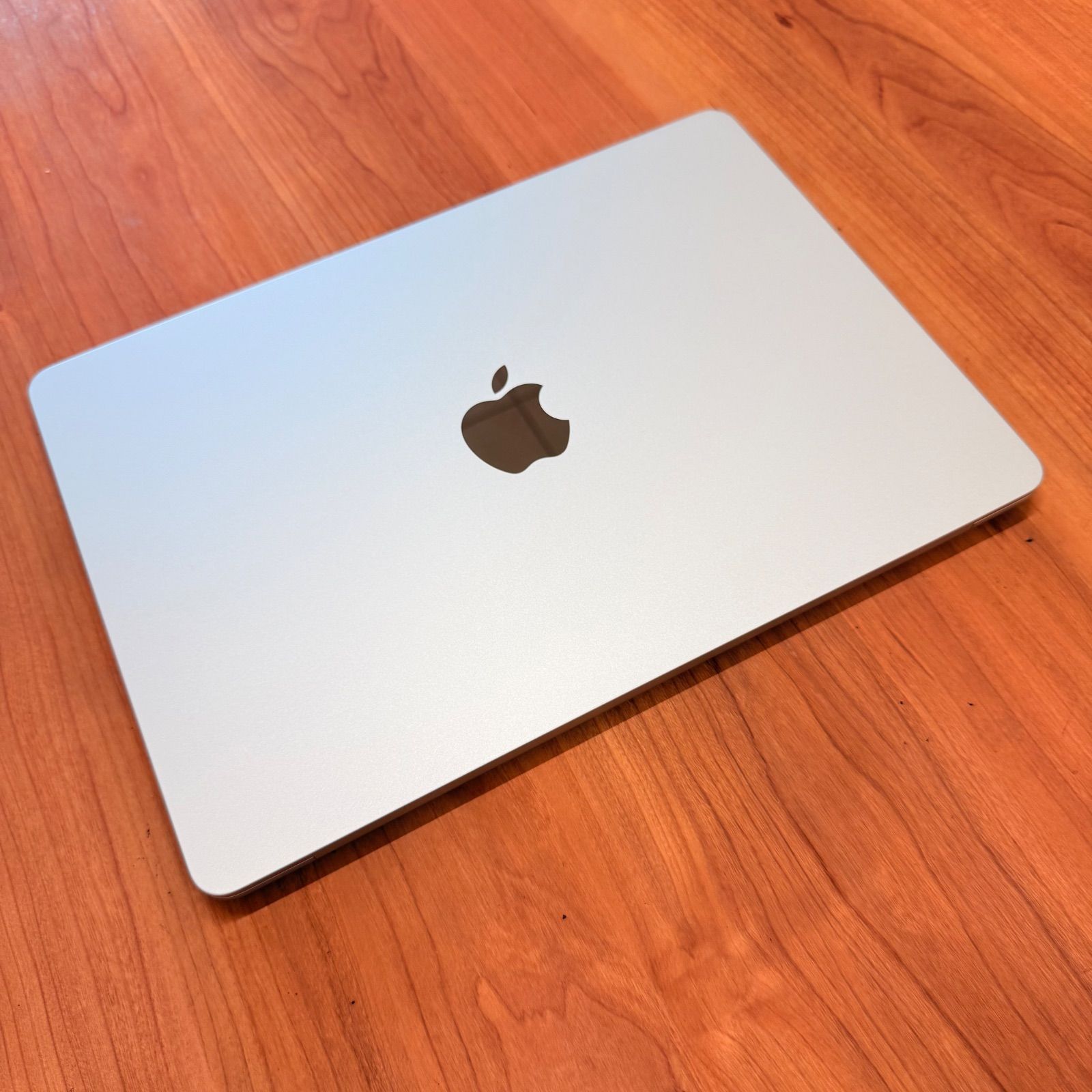 動作確認済み】 MacBook air 13インチ 2022 アップル Apple M2 16GB
