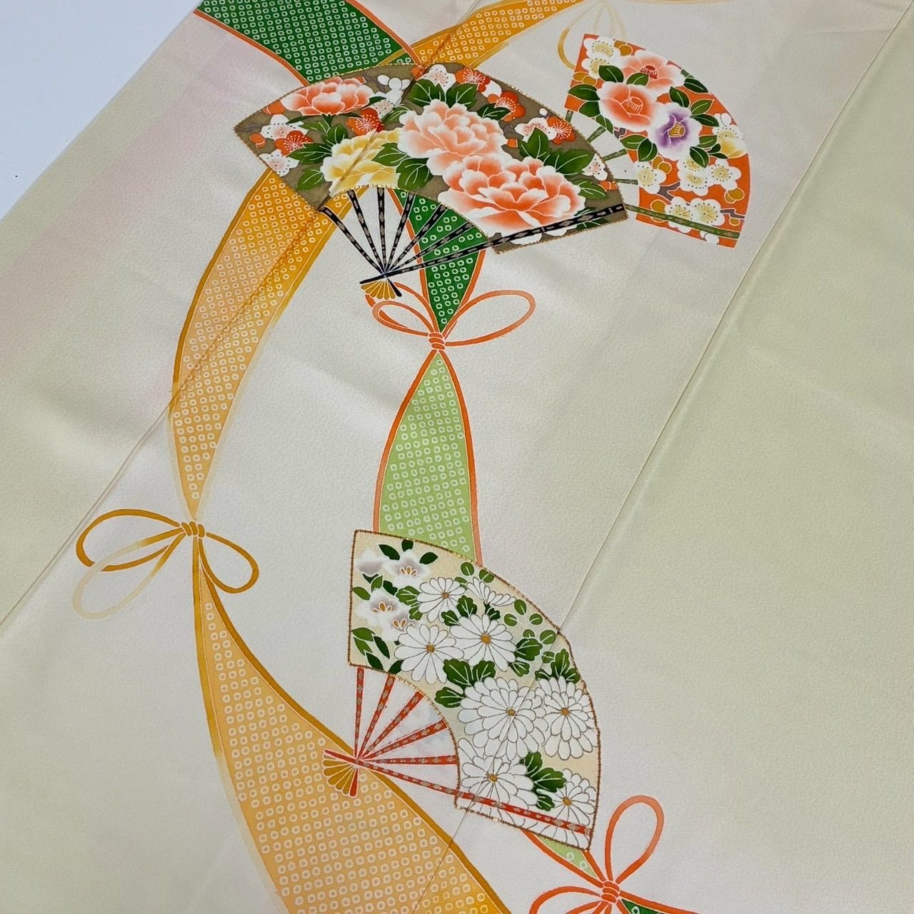 訪問着 シルバープラチナ刺繍の花 金彩 正絹 袷トールサイズ 訪問着 シルバープラチナ刺繍の花 金彩 正絹 袷トールサイズ