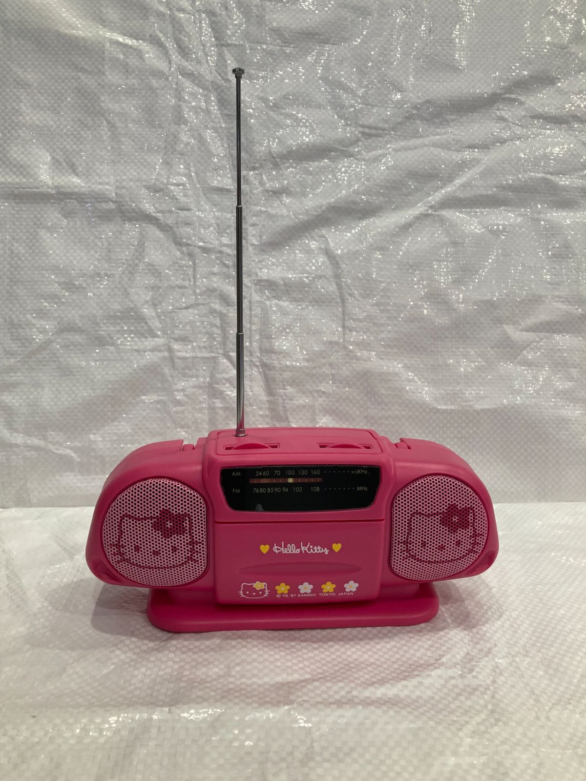 撮影の為開封のみ サンリオ　ハローキティ　ミニ ラジオ ポータブルラジオ ハローキティ ミニポータブルAM/FMラジオ - メルカリ