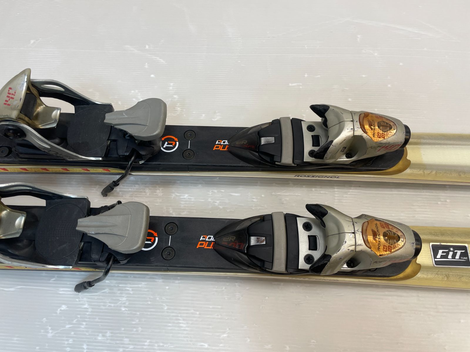 ◆ スキー rossignol 9DOS 164 cm LOOK ターンテーブル ◇メンテ済◇ スキー rossignol 9DOS OVERSIZE 164 cm + LOOK 140