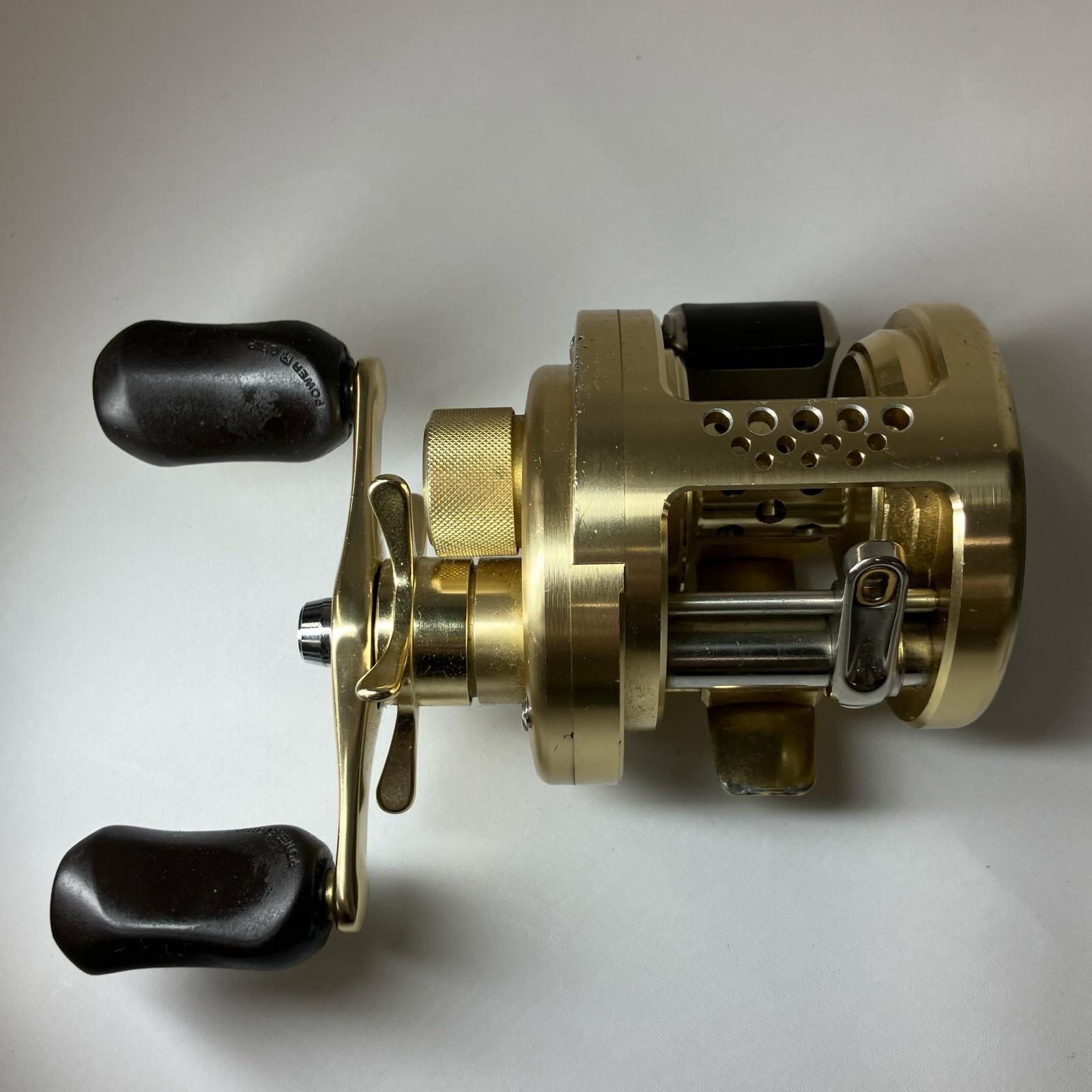 △△SHIMANO シマノ ベイトリール カルカッタコンクエスト100 RH 442