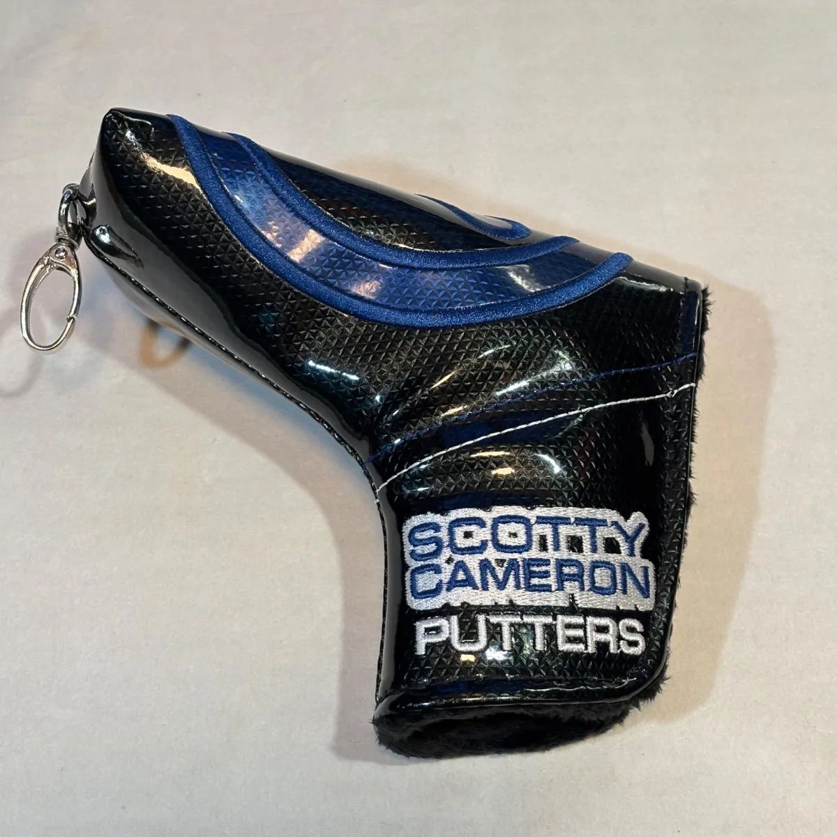 スコッティキャメロン 新作パターカバー ラージサークルTブラック