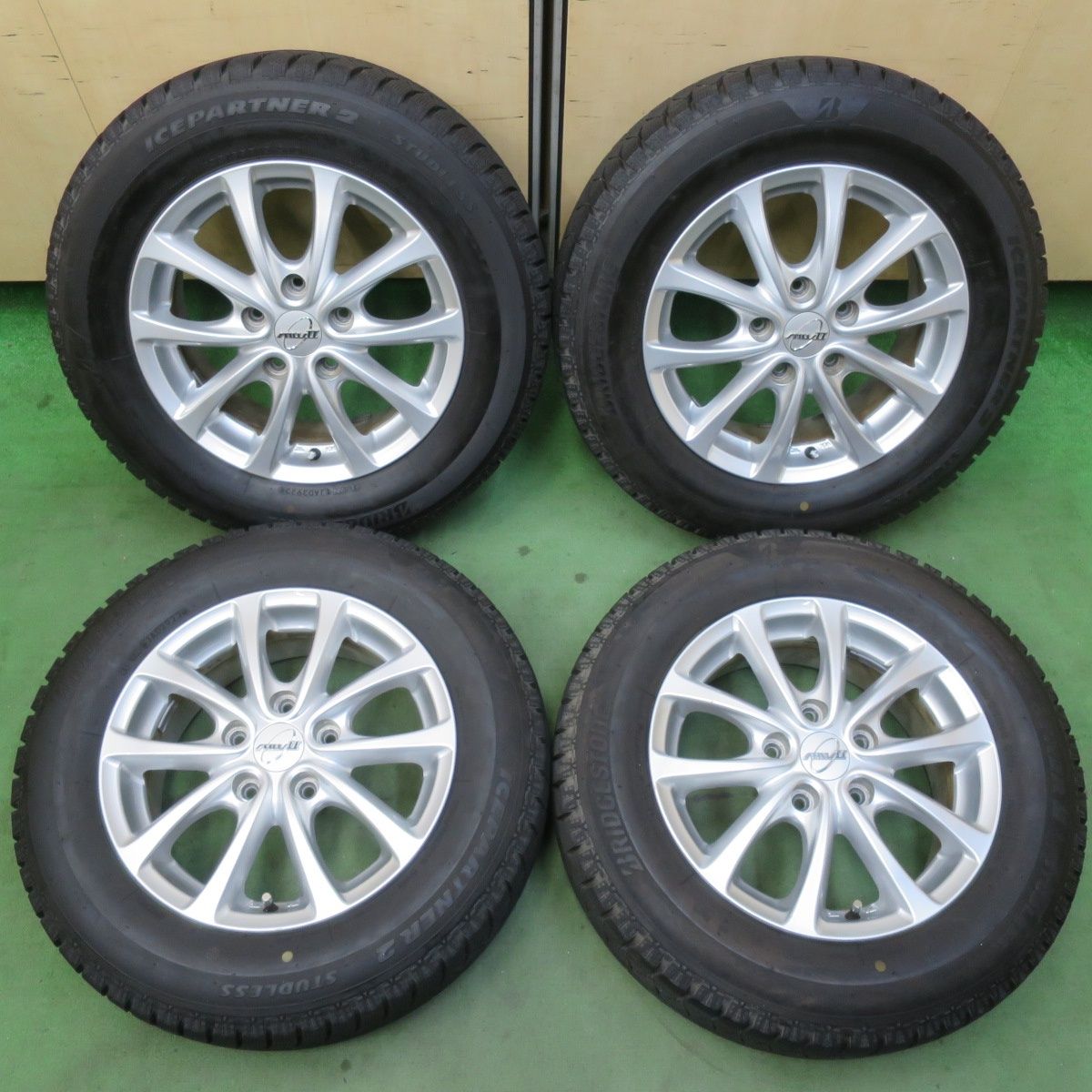 バリ溝！23年！ほぼ10分☆スタッドレス 195/65R15 ブリヂストン アイス
