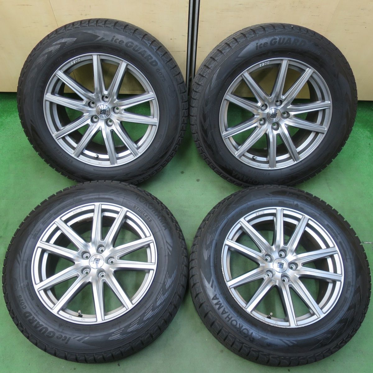 バリ溝！9分☆スタッドレス 235/65R18 ヨコハマ アイスガード G075