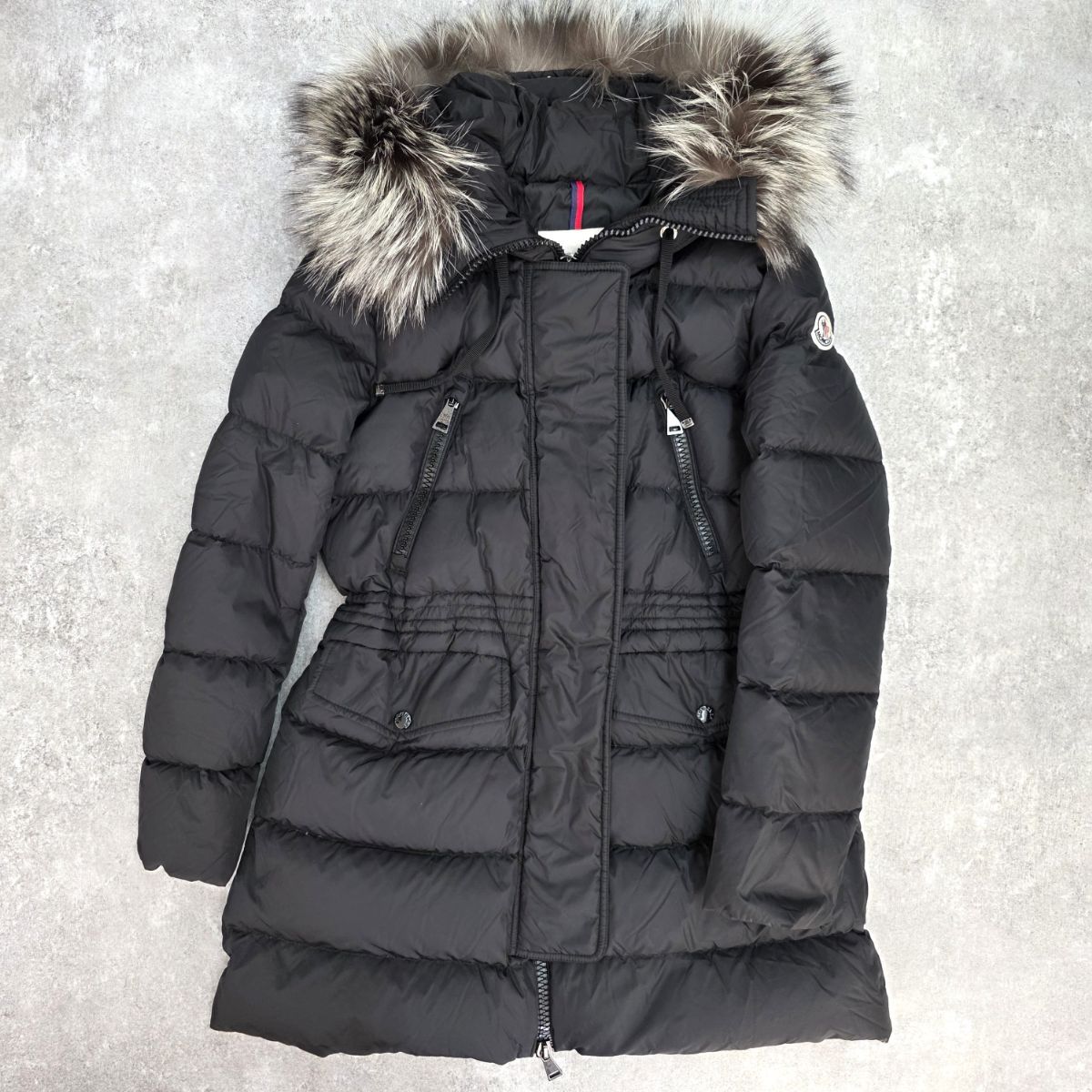 定価49万 MONCLER モンクレール APHROTI アフロティ ファー付き ロング 