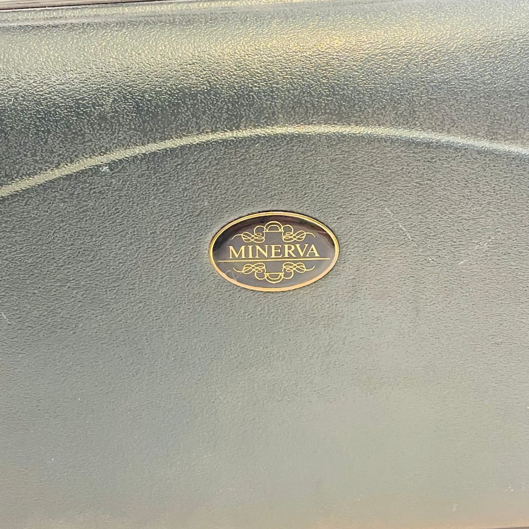 MINERVA アルトサックス ハードケース／ストラップ付き - メルカリ