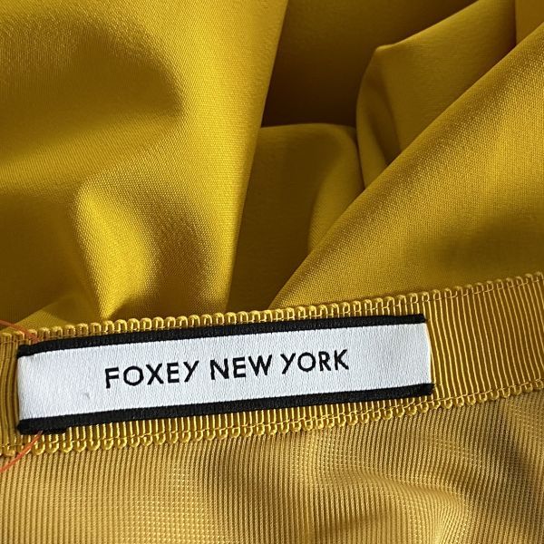 ◇ フォクシーニューヨーク FOXEY NEW YORK フレアスカート 膝丈 A