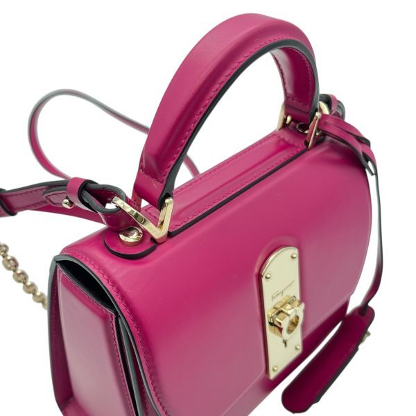 ○ サルヴァトーレフェラガモ Salvatore Ferragamo バッグ ボクシィズ