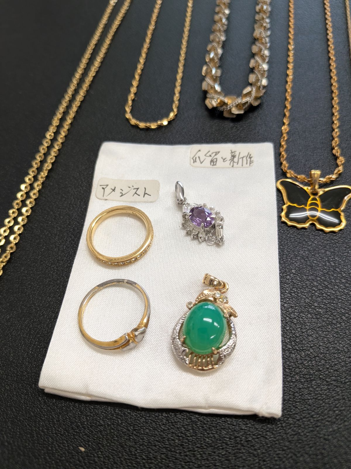 ぷ*ん様 【GIVENCHY】ゴールドネックレス【遺品整理】 遺品整理まとめて㊵】ジュエリー 20点 GIVENCHY ネックレス ブローチ