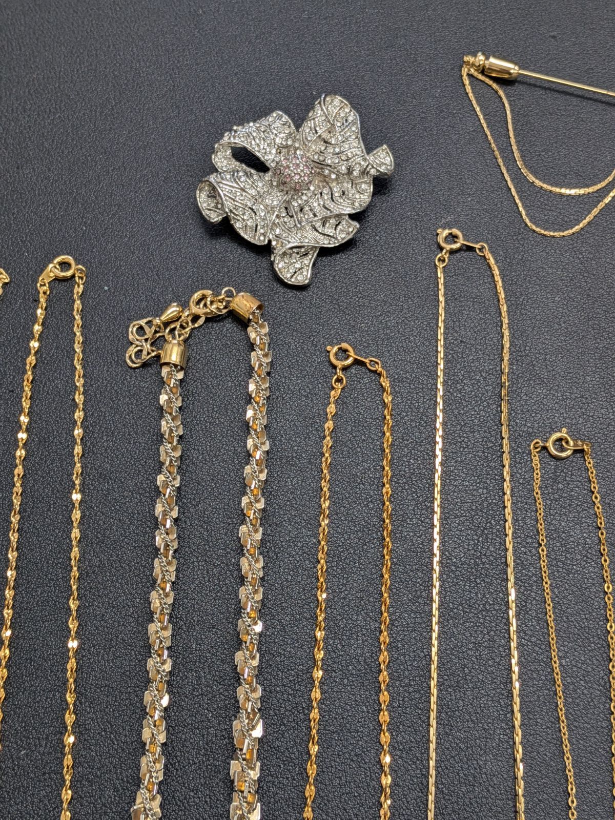 遺品整理まとめて㊵】ジュエリー 20点 GIVENCHY ネックレス ブローチ