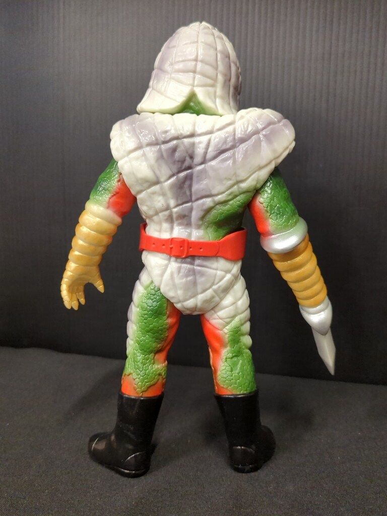 メディコム・トイ 東映レトロソフビコレクション 仮面ライダーV3