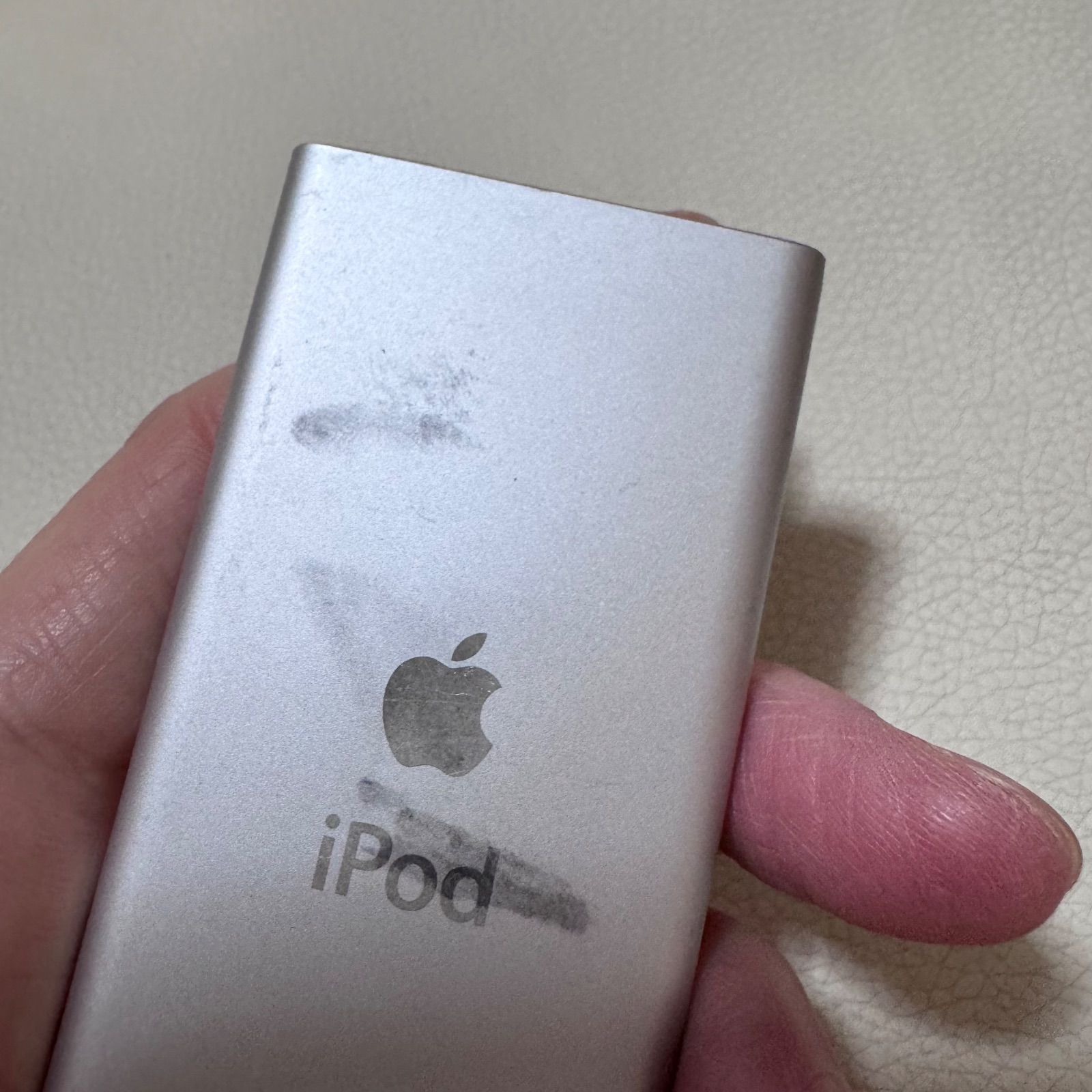 Apple iPod シルバー Apple iPod Touch シルバー 本体 - メルカリ
