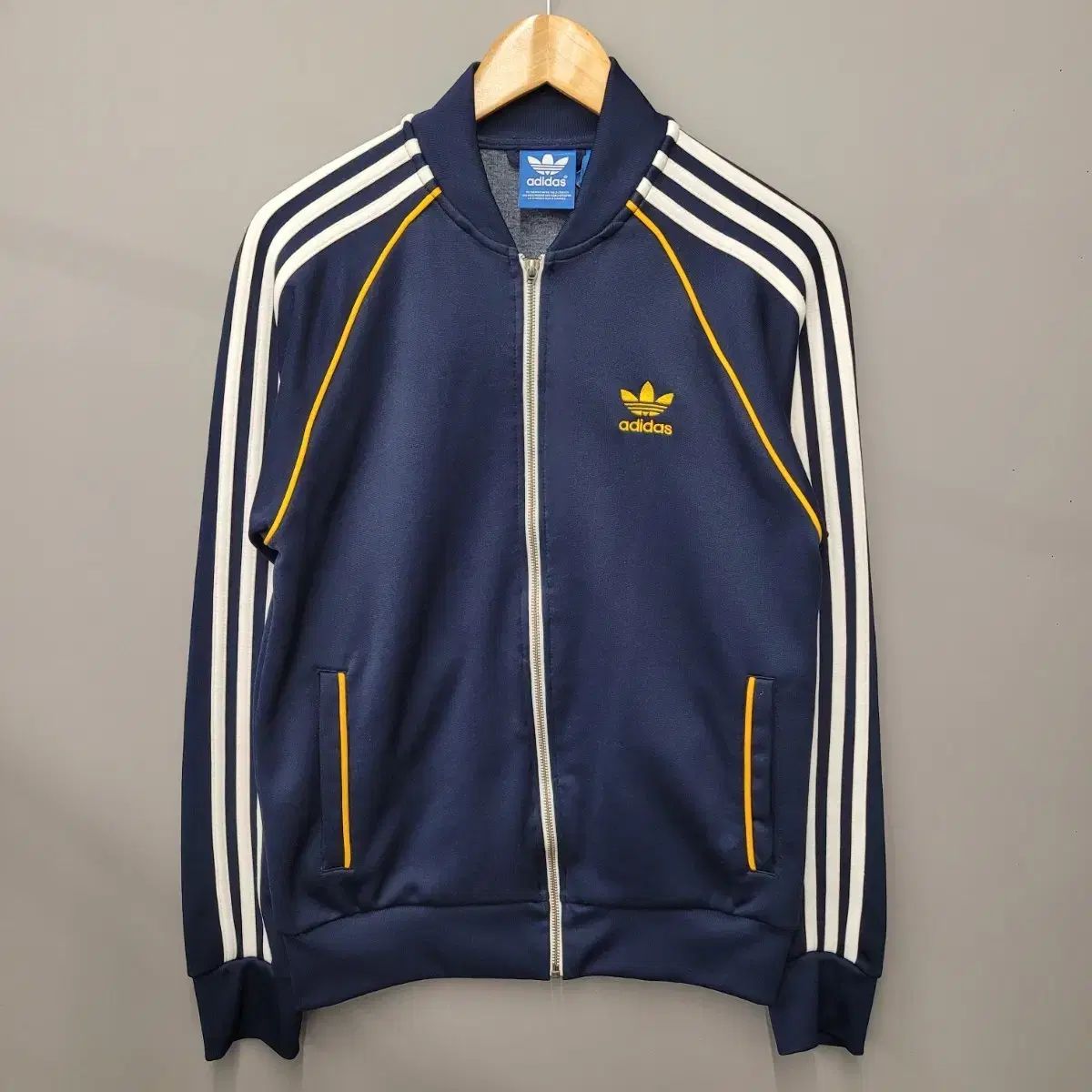 アディダス ヨーロッパ SUPERSTAR ネイビー トラックジャージ - メルカリ