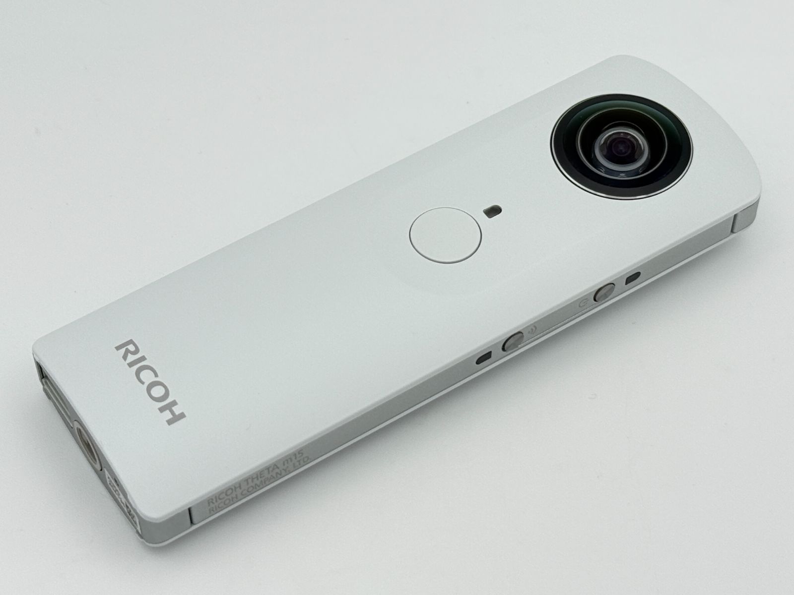 美品】RICOH THETA m15 ホワイト リコー シータ 360度カメラ - メルカリ