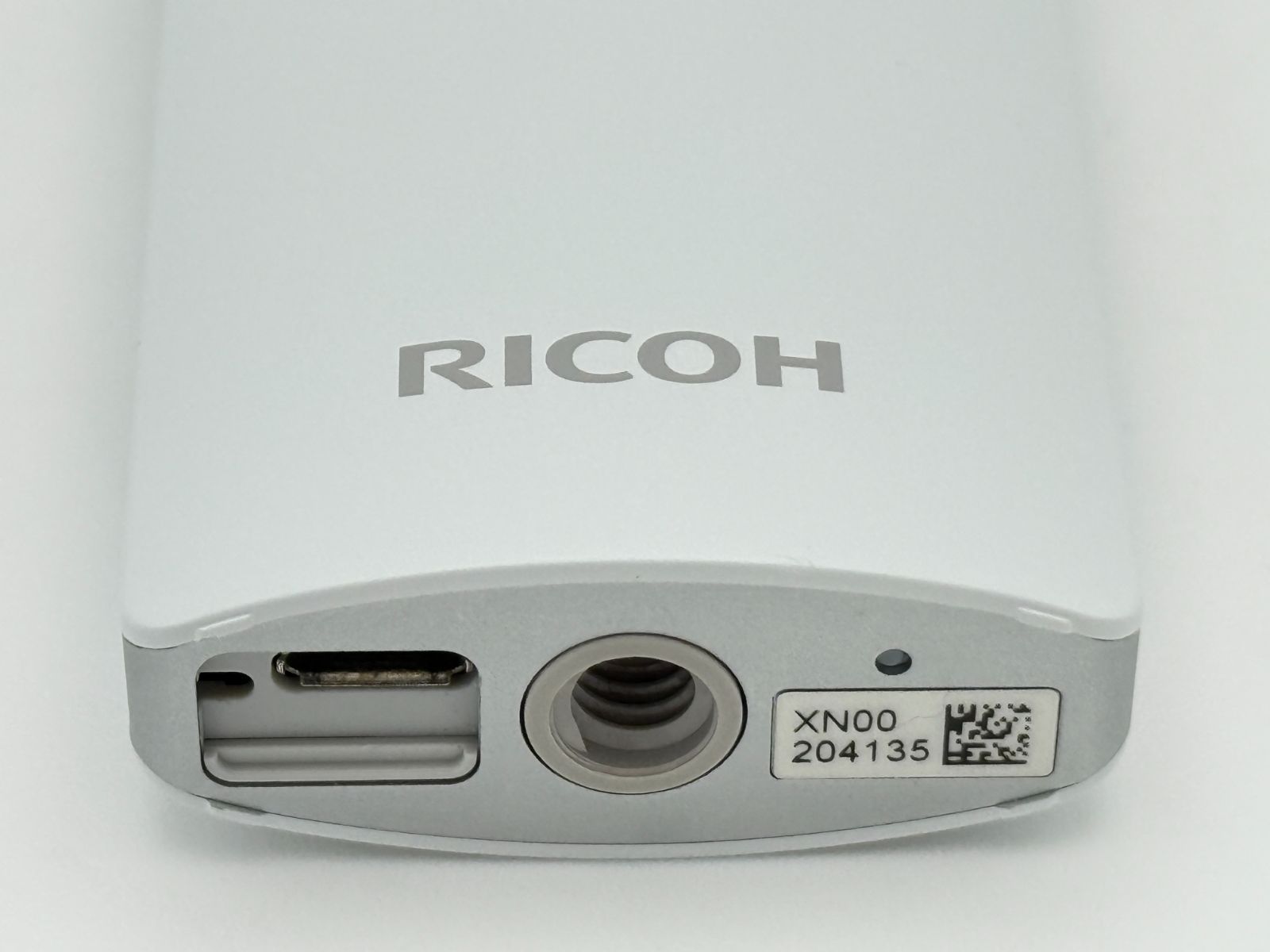 美品】RICOH THETA m15 ホワイト リコー シータ 360度カメラ - メルカリ