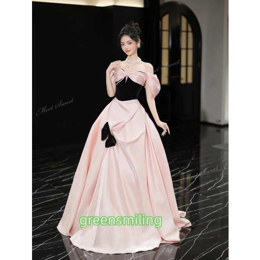 カラードレス ブラック ピンク リボン ウェディングドレス