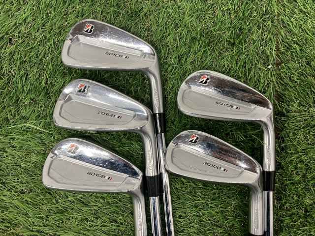 中古】アイアンセット ブリヂストン TOUR B 201CB◇MODUS3TOUR105 5本