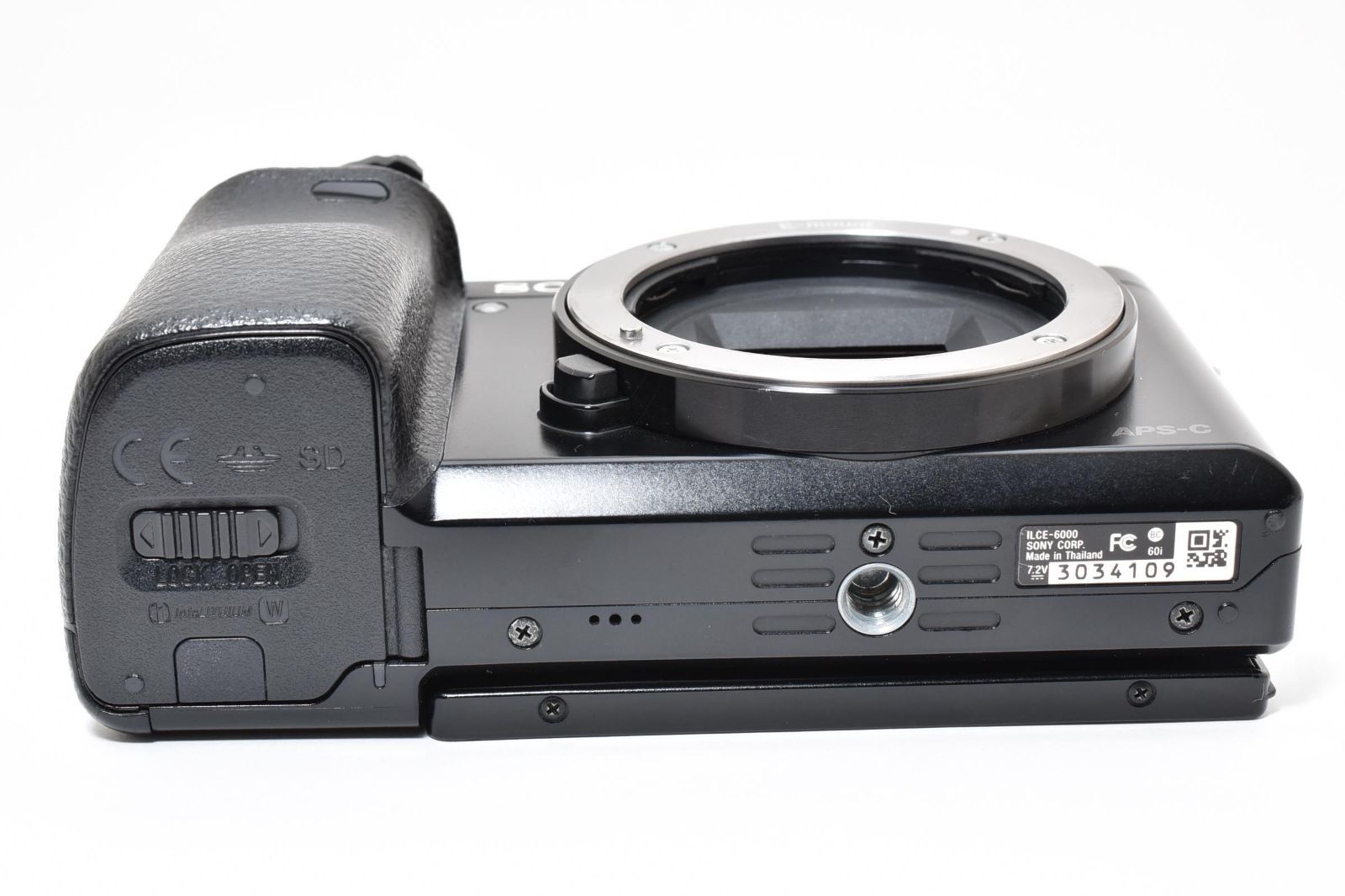 ☆良品☆ ソニー SONY α6000ボディ ILCE-6000 B ブラック 《ショット数