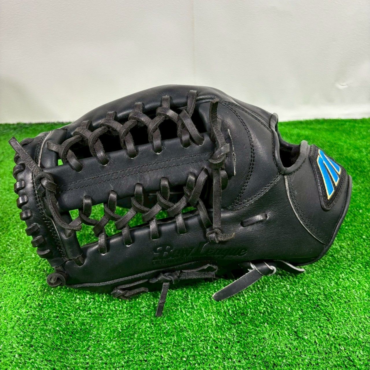 Mizuno ビューリーグ　硬式用グラブ　Mマーク ミズノ Mマーク ビューリーグ 硬式内野手用 新品型付け済｜Yahoo