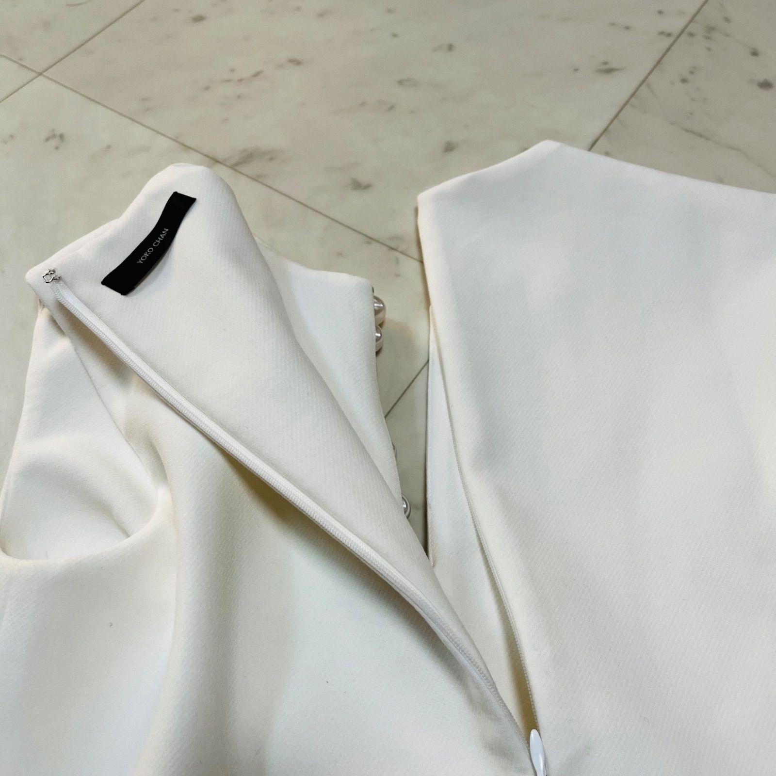 YOKOCHAN ヨーコチャン パール付きトップス ノースリーブ 日本製 プル