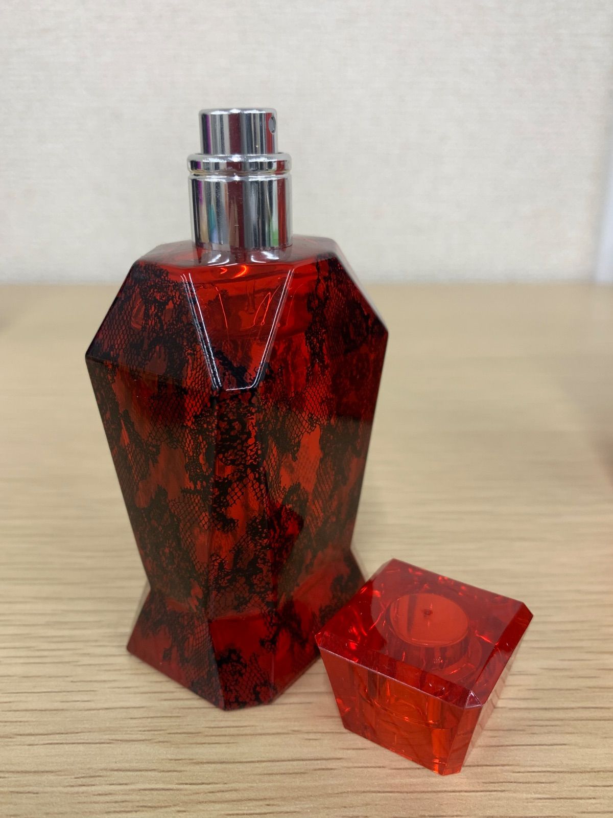 2 バトゥサン プロデュースド バイ ヨシキ オードパルファム 50ml 残量