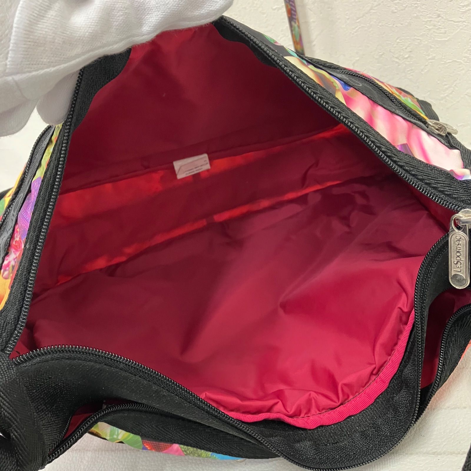 8411 LeSportsac レスポートサック ショルダーバッグ 斜めがけ 紐調節