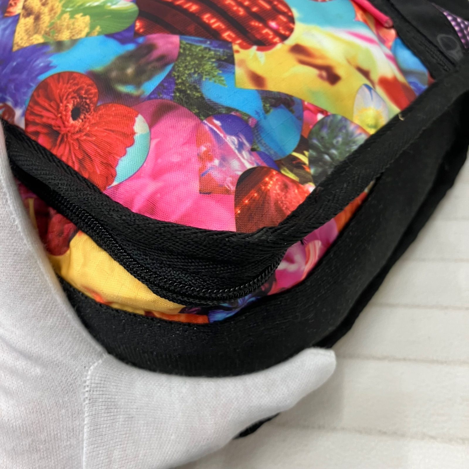 8411 LeSportsac レスポートサック ショルダーバッグ 斜めがけ 紐調節 