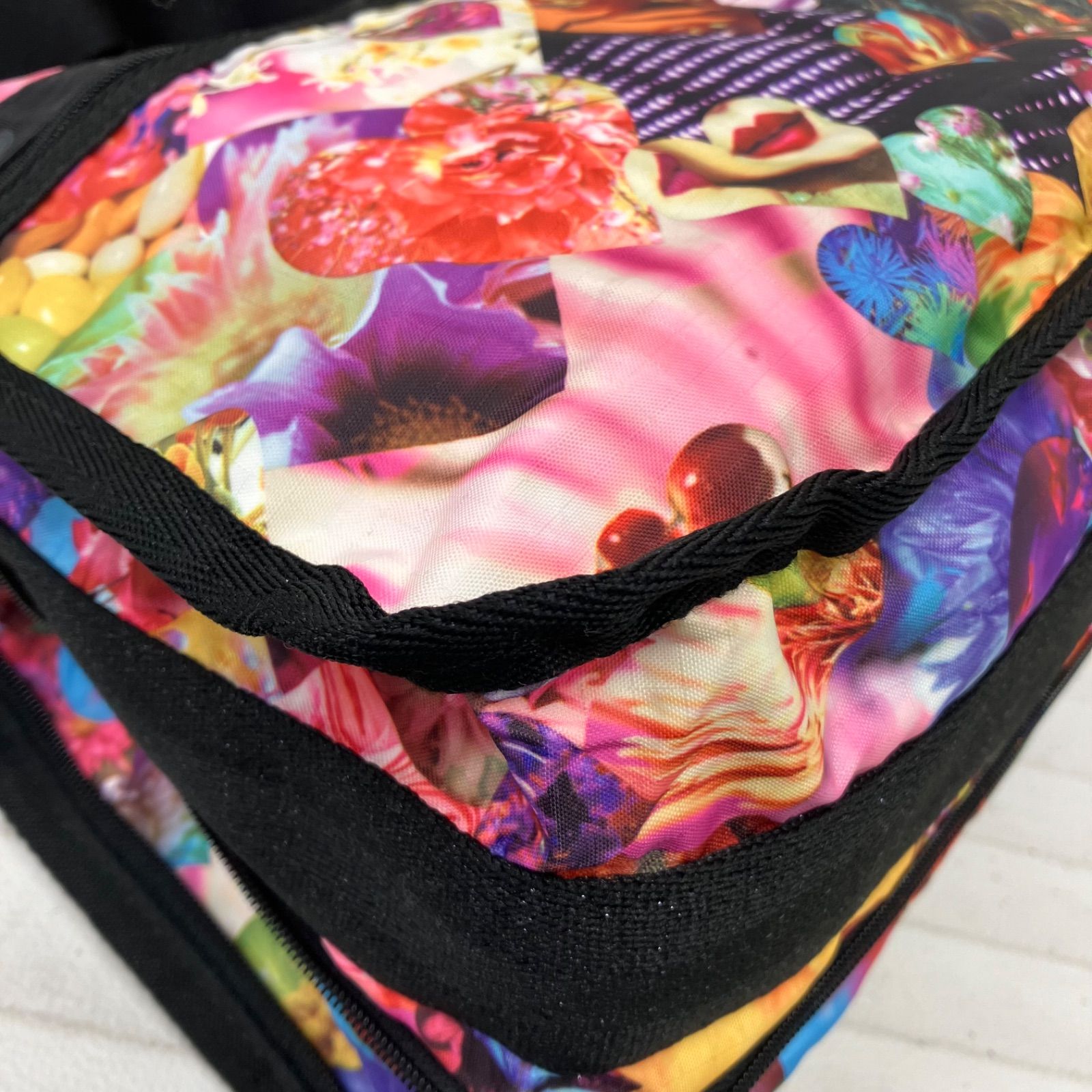 8411 LeSportsac レスポートサック ショルダーバッグ 斜めがけ 紐調節