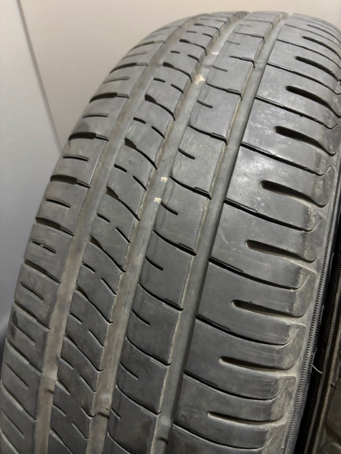 ☆185/65R15 DUNLOP/ENASAVE EC204 20年製 夏タイヤ サマータイヤ 4本