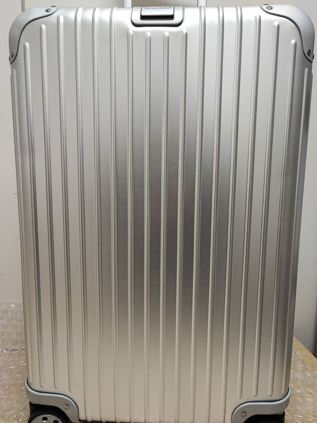 希少】RIMOWA(リモワ) TOPAS(トパーズ) 67L(68L) アルミスーツケース