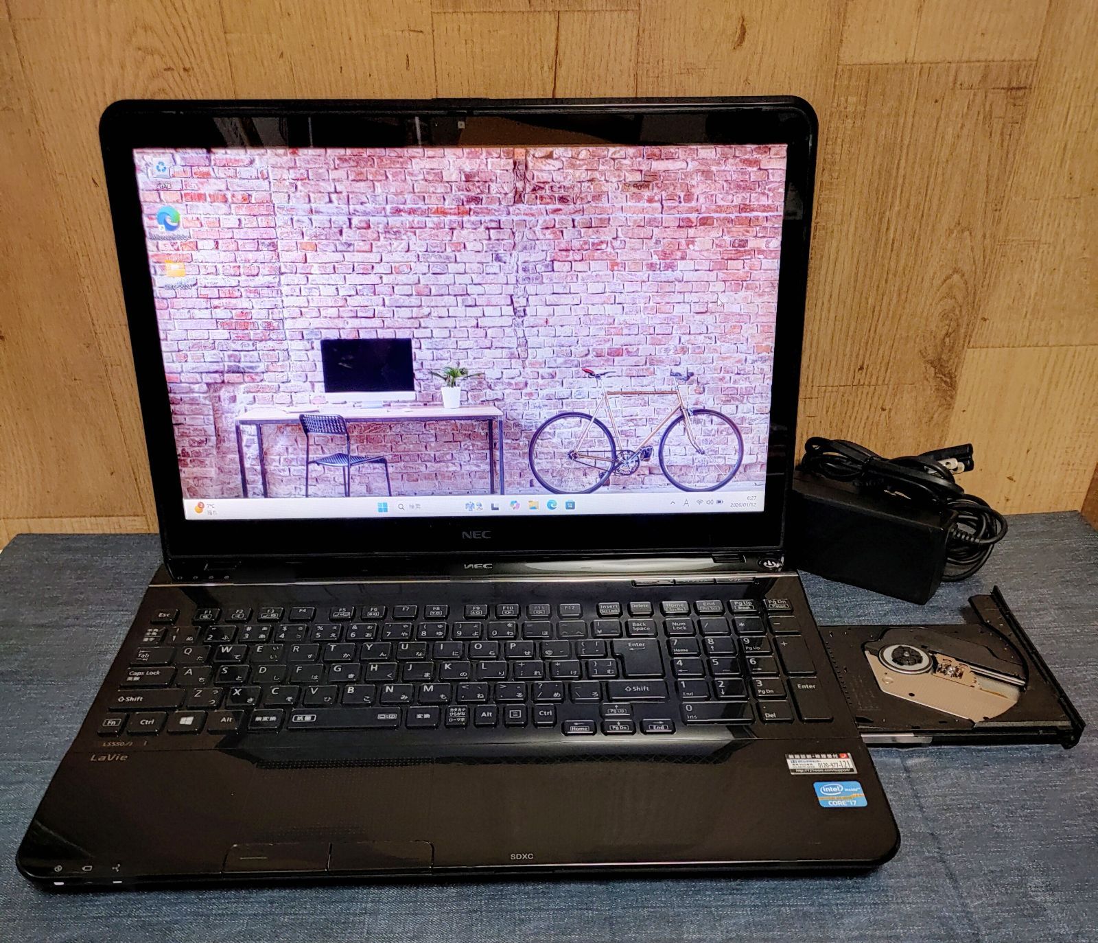 NEC LaVie Corei7 メモリ16GB SSD500GB ブルーレイ NEC LaVie Corei7 メモリ16GB SSD512GB 大画面 ブルーレイ バッテリー