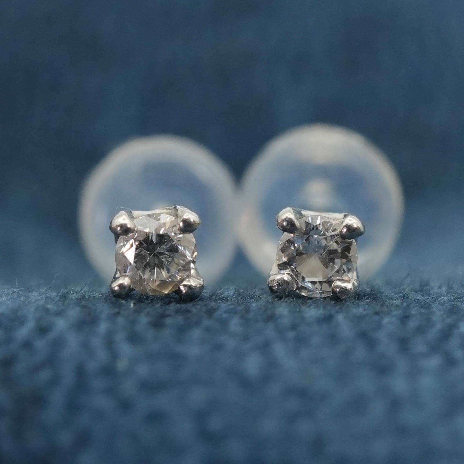 ヴァンドーム青山 1P ダイヤモンド キャトル ピアス プラチナ/25-2543