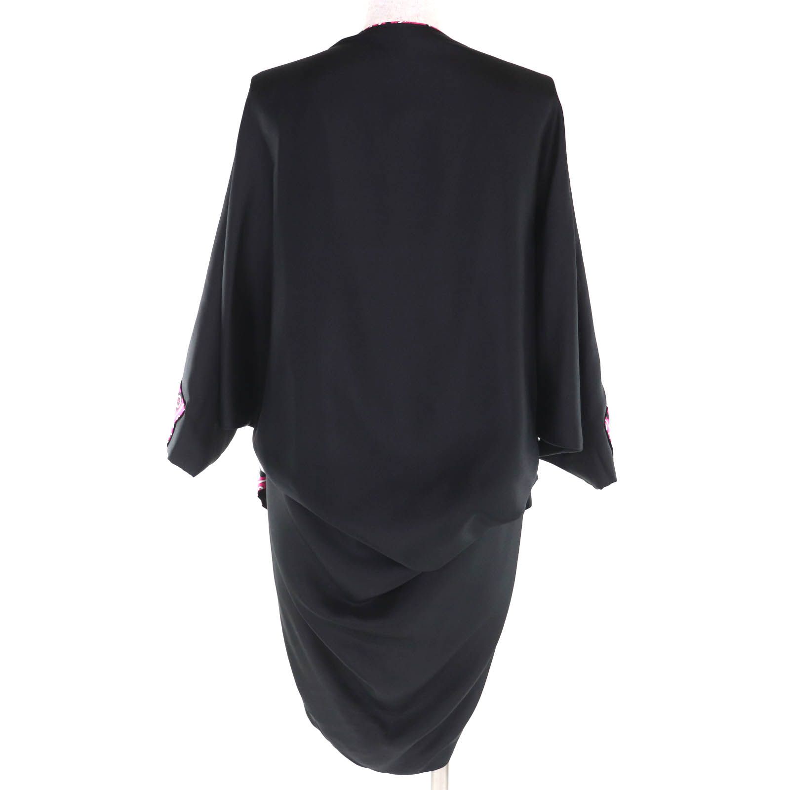 未使用品◇HERMES エルメス Peuple du Vent プティH シルク100％ 総柄  