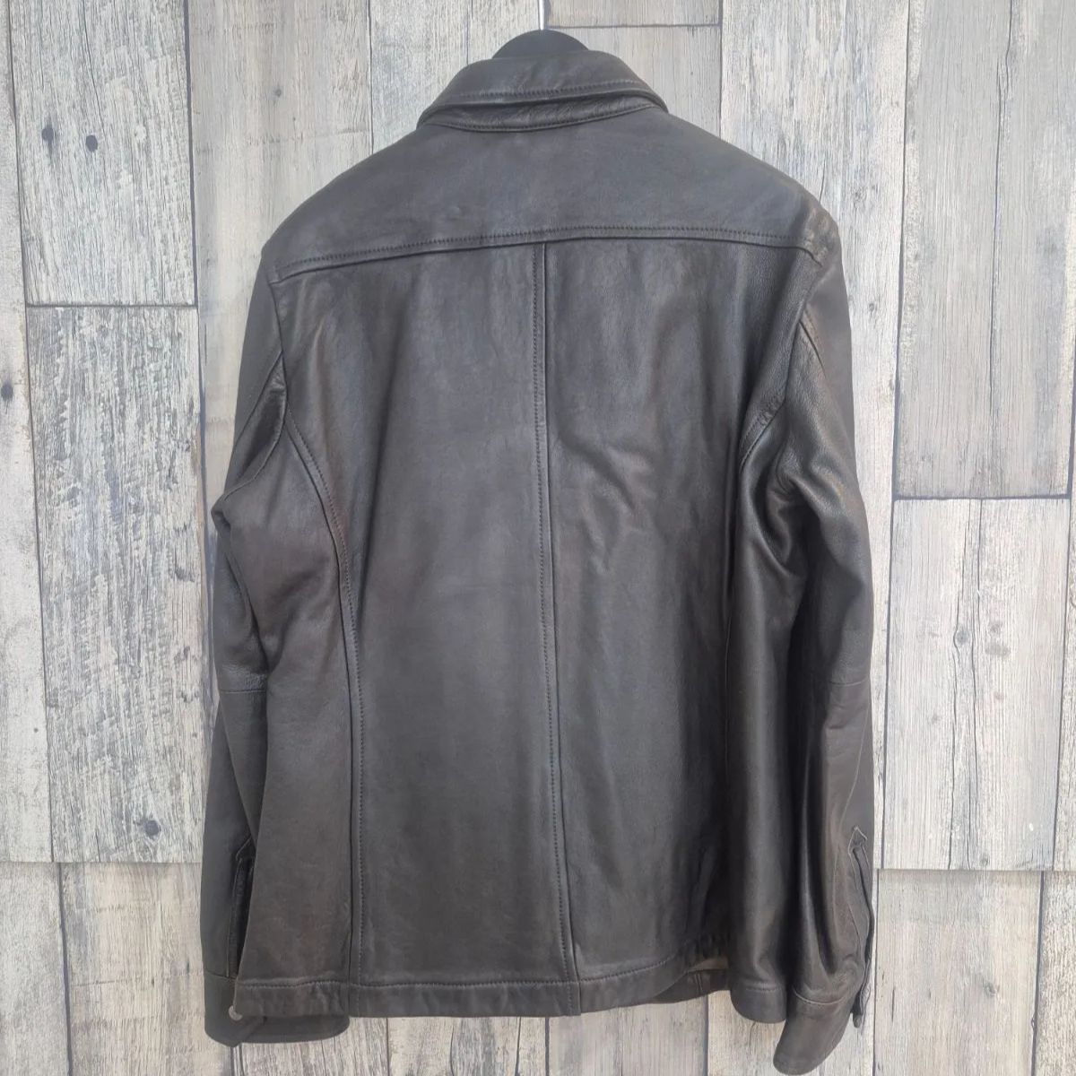 エポカウォモ EPOCA UOMO ペイズリー裏地 総柄 レザージャケット 羊革