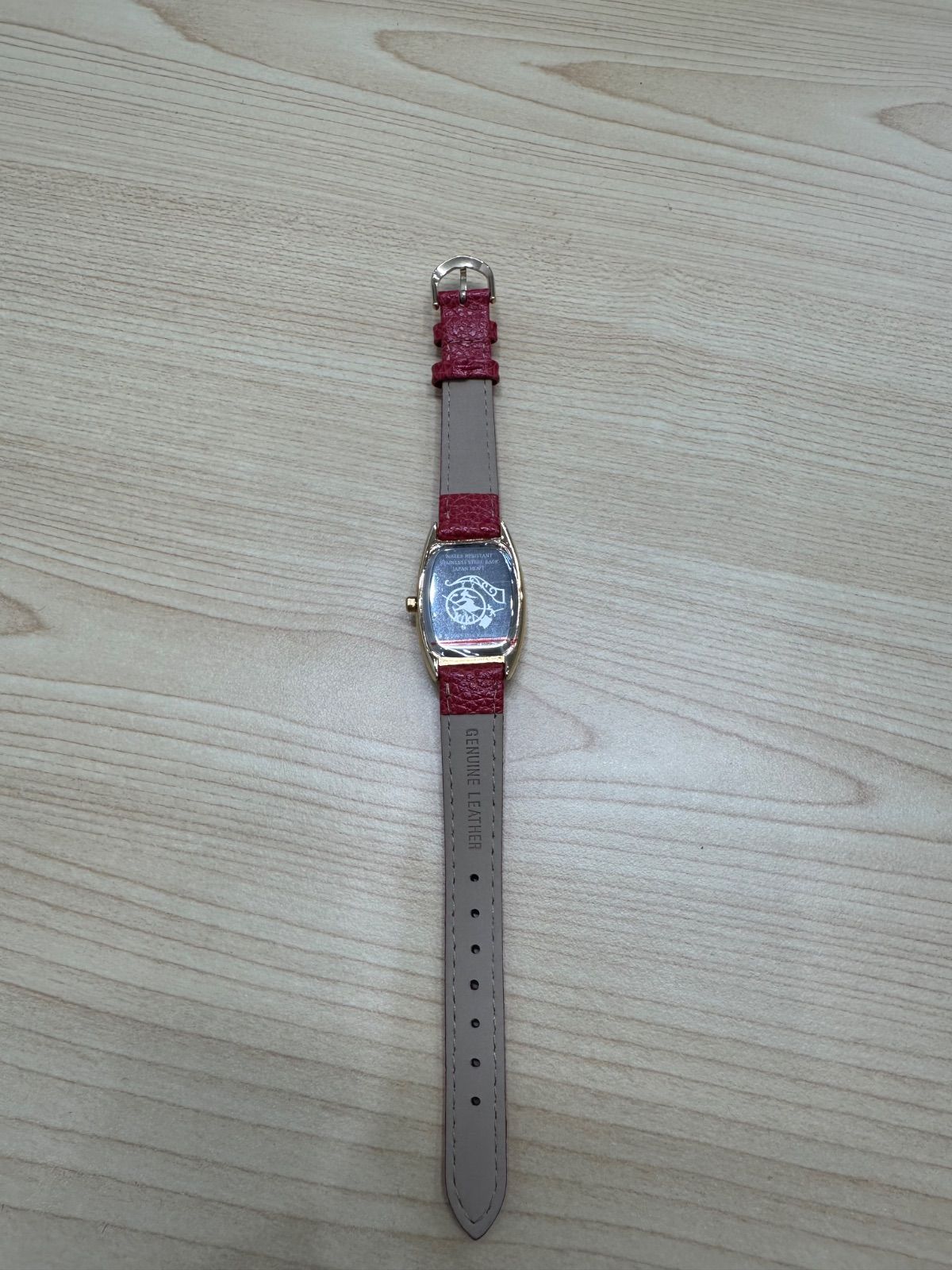 美品・箱付き】魔女の宅急便 ジジ 腕時計 トノー型 スタジオジブリ