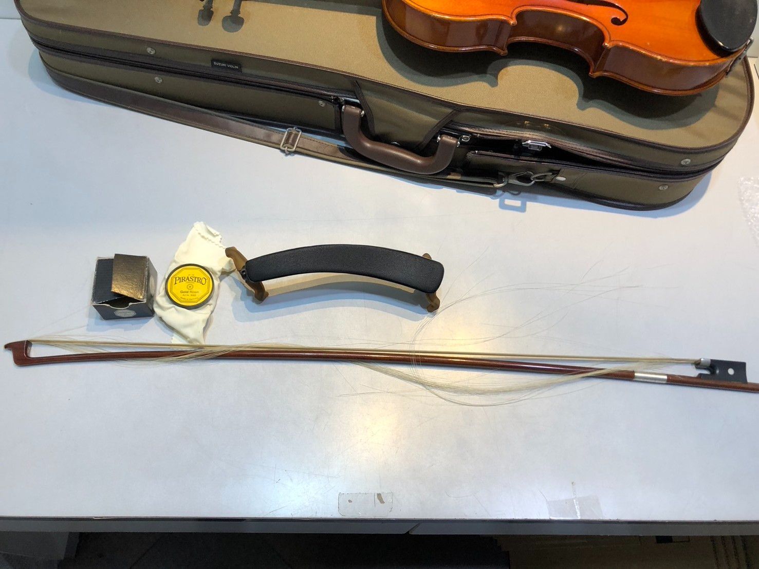 ◇SUZUKI スズキ バイオリン 4/4 No.200 ケース付属 弦楽器
