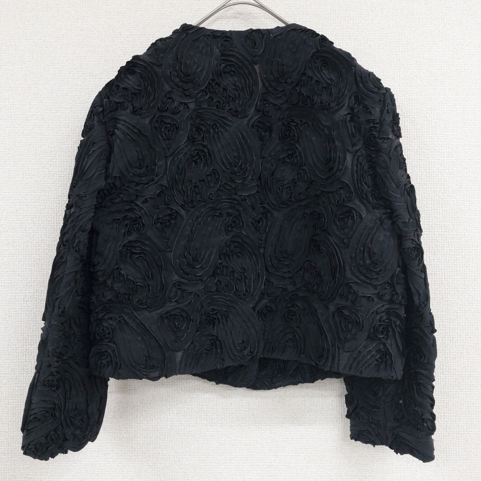 美品 yuki torii ユキトリイ 五分丈 パフスリーブ フリル ジャケット YUKI TORII ユキトリイ 立体フラワー 花柄 フリル セットアップ