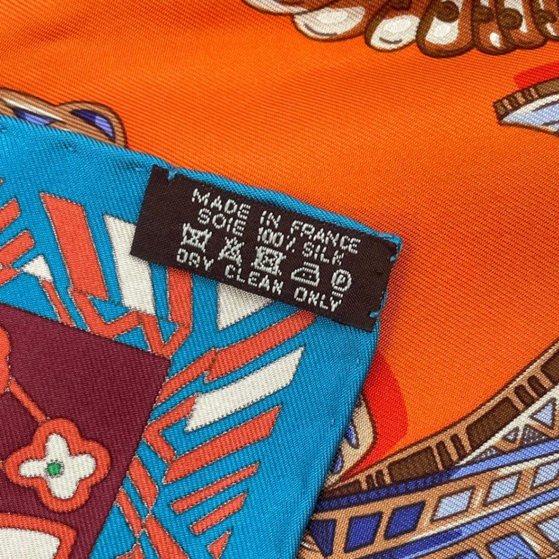 極美品 HERMES エルメス カレ90 スカーフ シルク ジェアン ZENOBIE