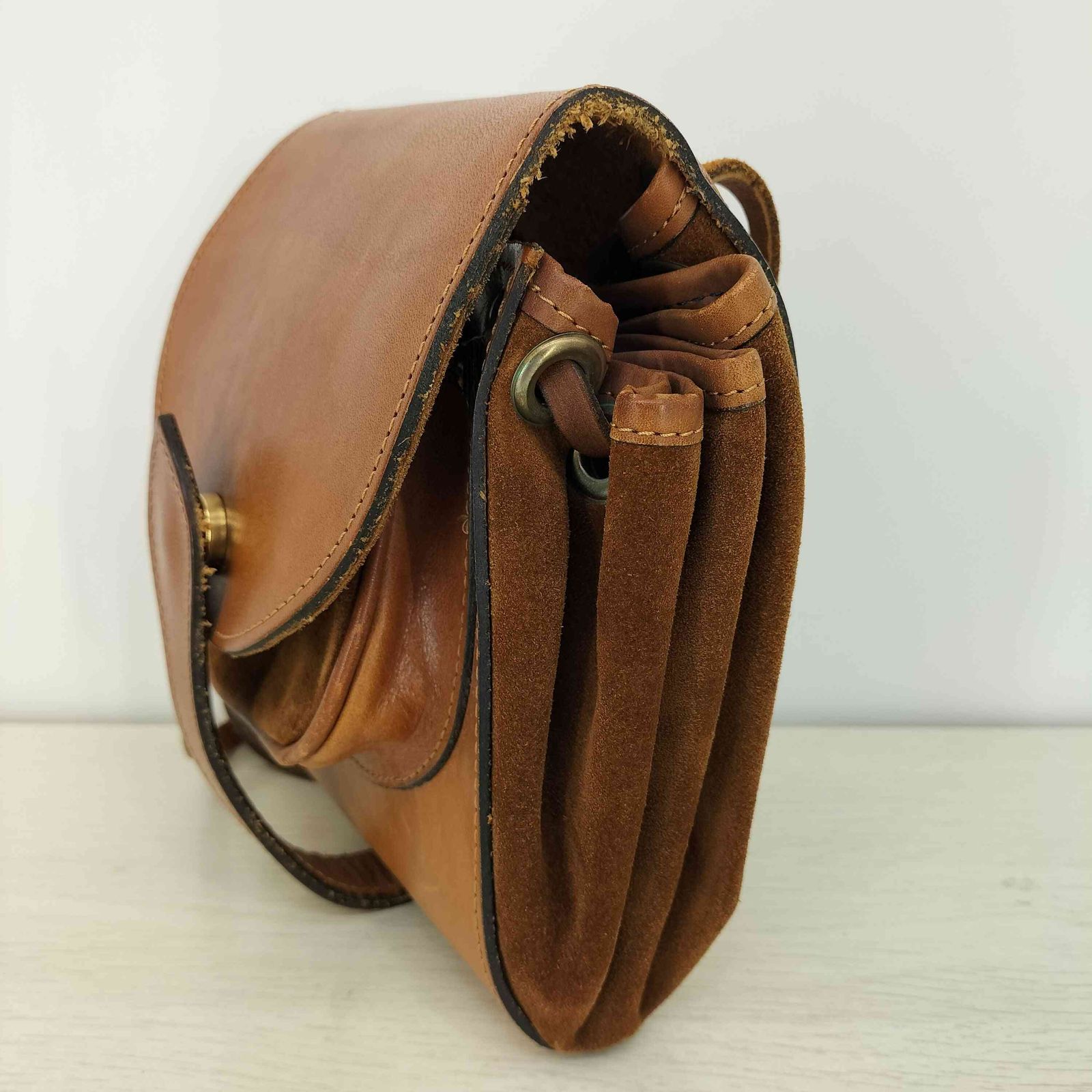 ユーズドフルギ USED古着 レザー スエード切替 変形 ショルダーバッグ