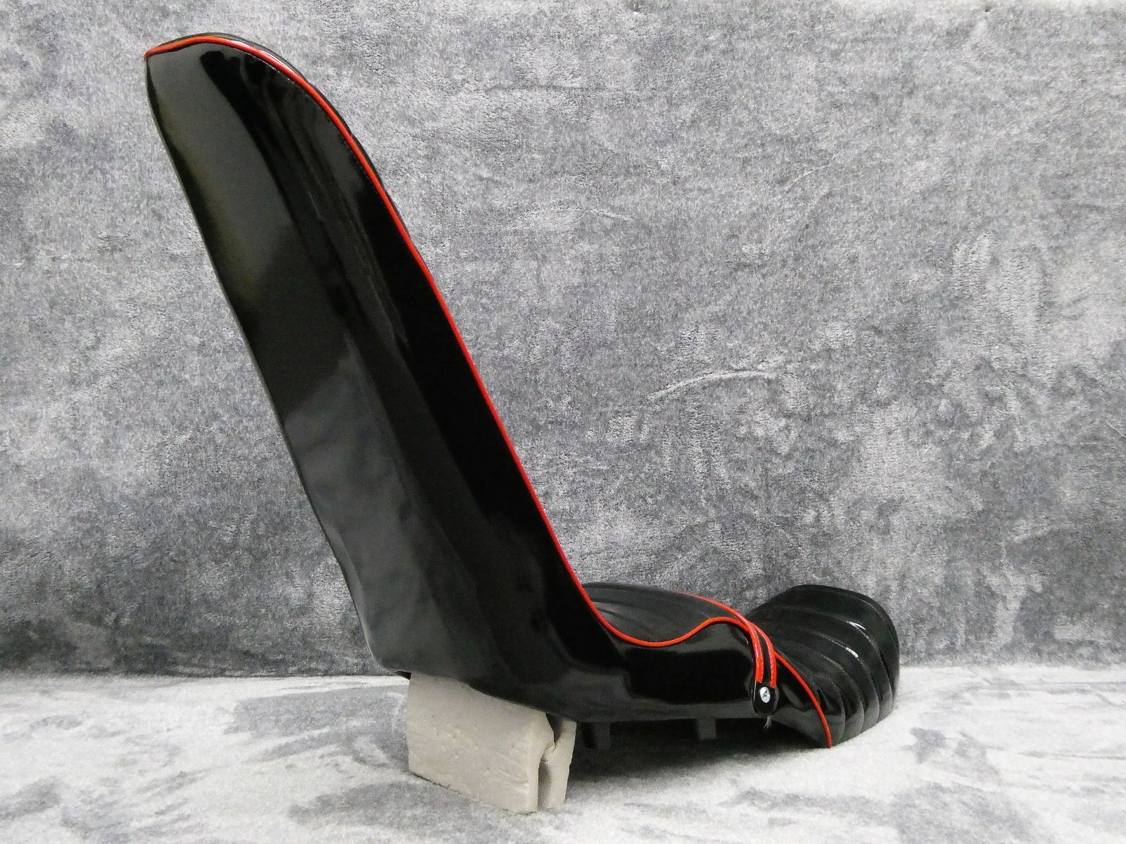 バリオス2 ZR250B 黒赤エナ60cm 三段シート/Ⅱ型 後期 補強入 ブラック 